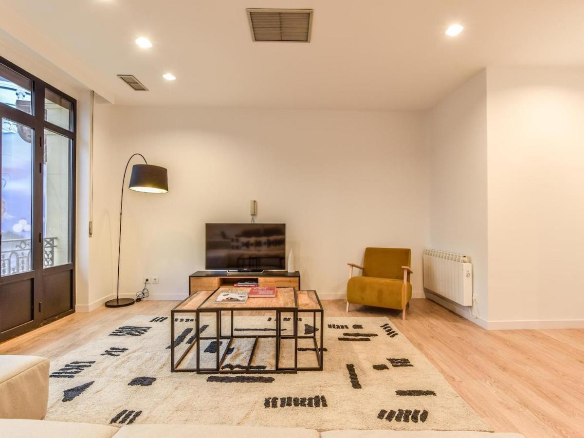 Апартаменты Apartamento En Plaza De Canalejas Мадрид Экстерьер фото