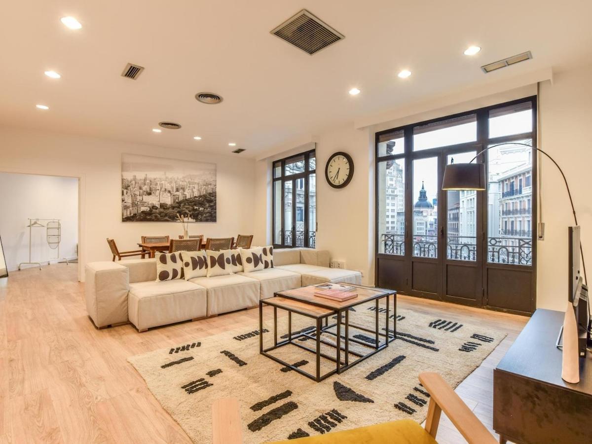 Апартаменты Apartamento En Plaza De Canalejas Мадрид Экстерьер фото