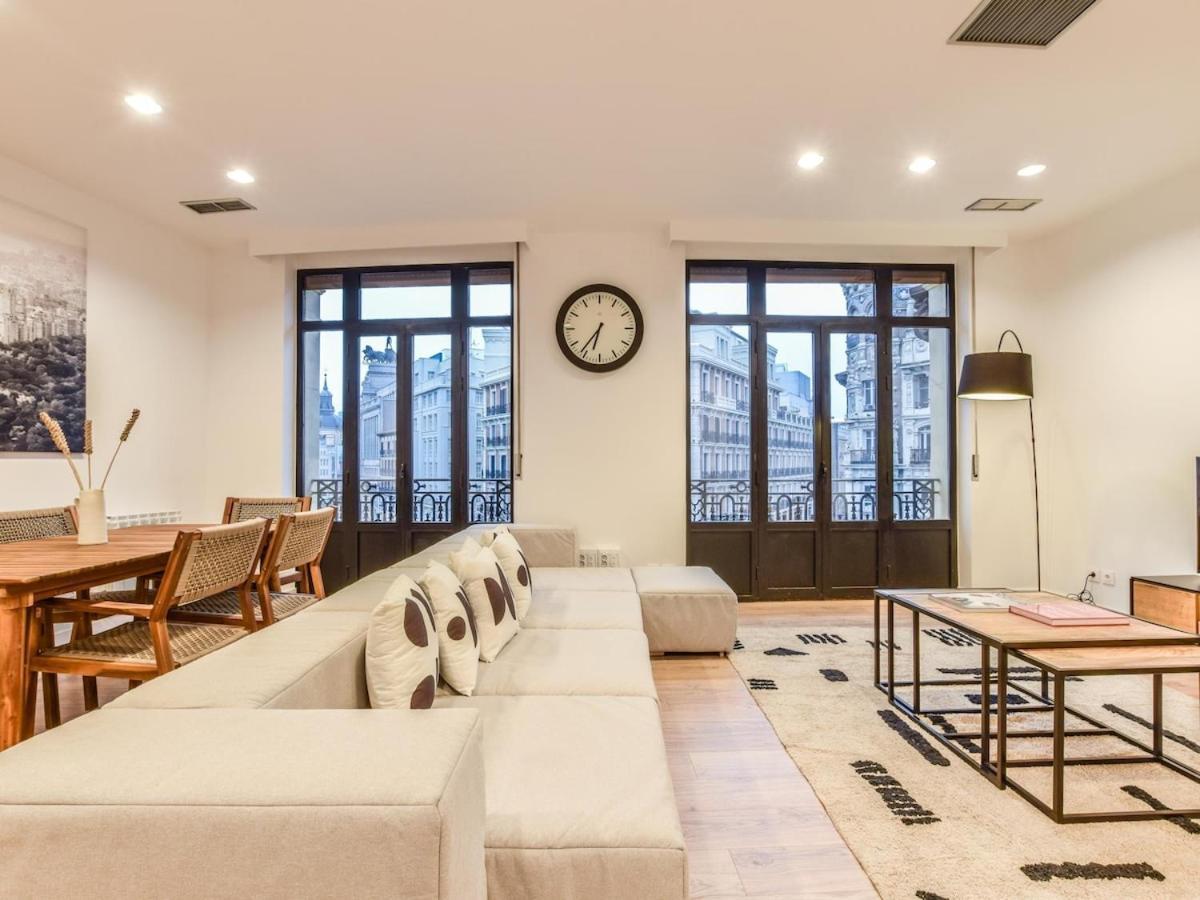 Апартаменты Apartamento En Plaza De Canalejas Мадрид Экстерьер фото
